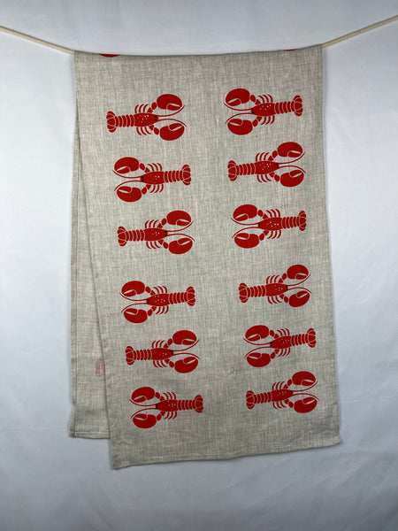 claws for applause - small lobsters oatmeal linen table runner